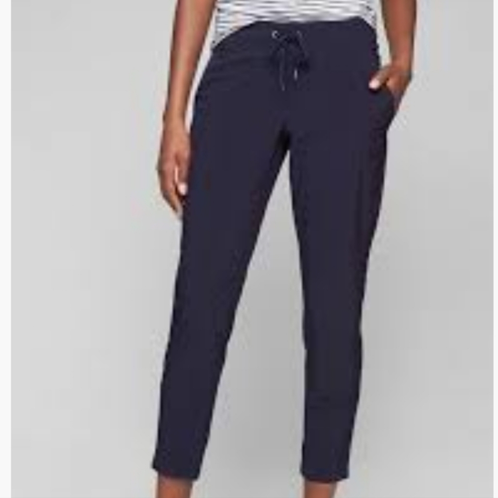 Athleta Mid Town Ankle Pant Navy Size 6
